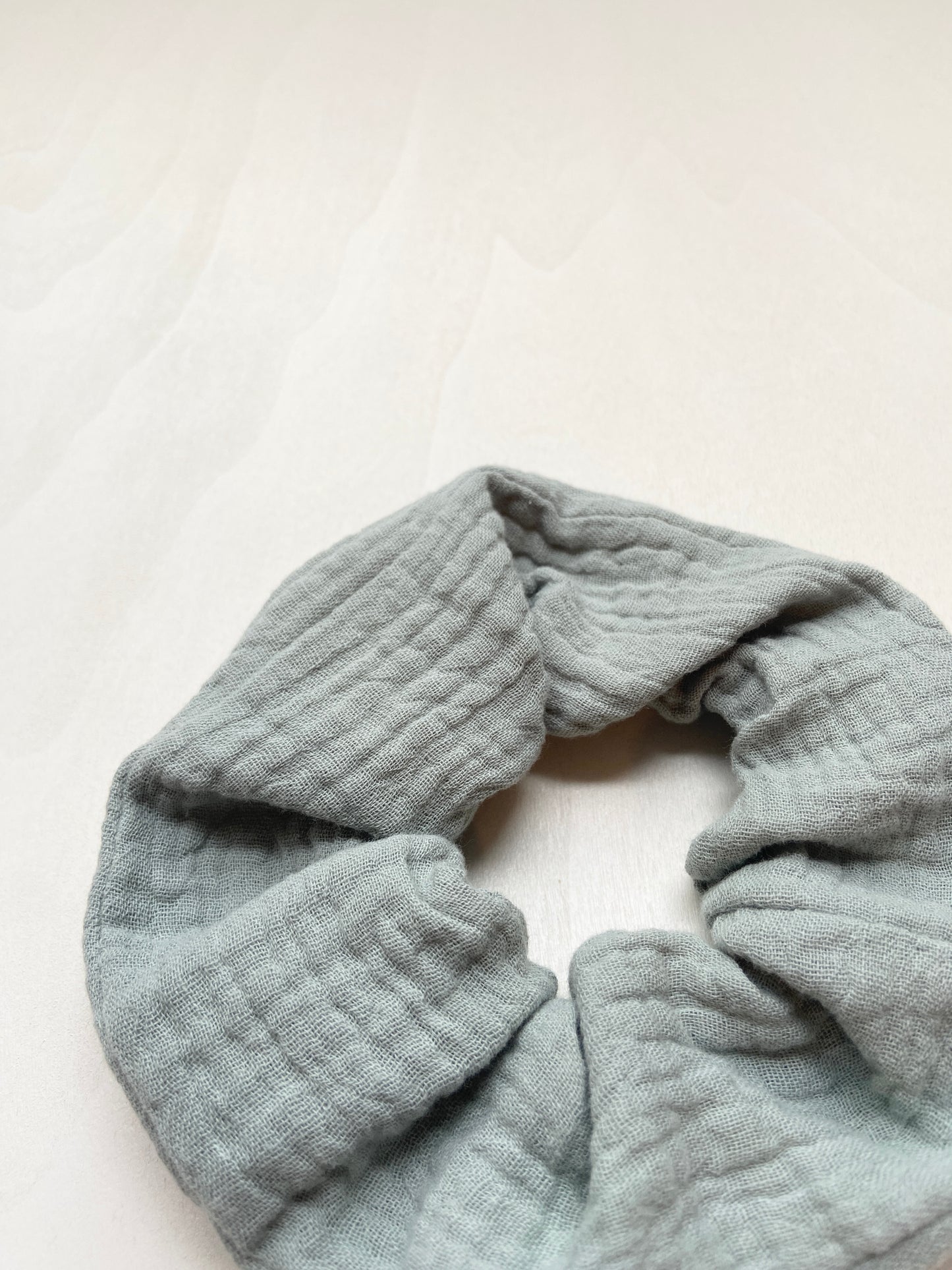 LITTLE THINGS OF NATURE - SCRUNCHIE, DUSTY GREEN