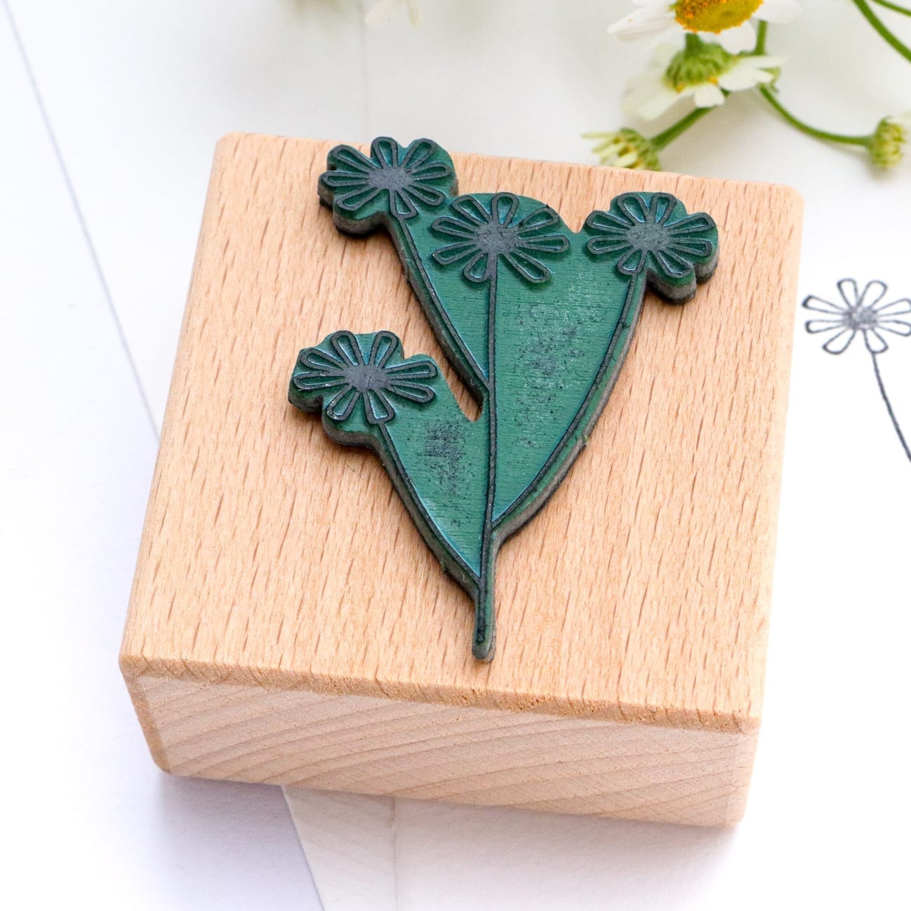STEMPEL, KAMILLE