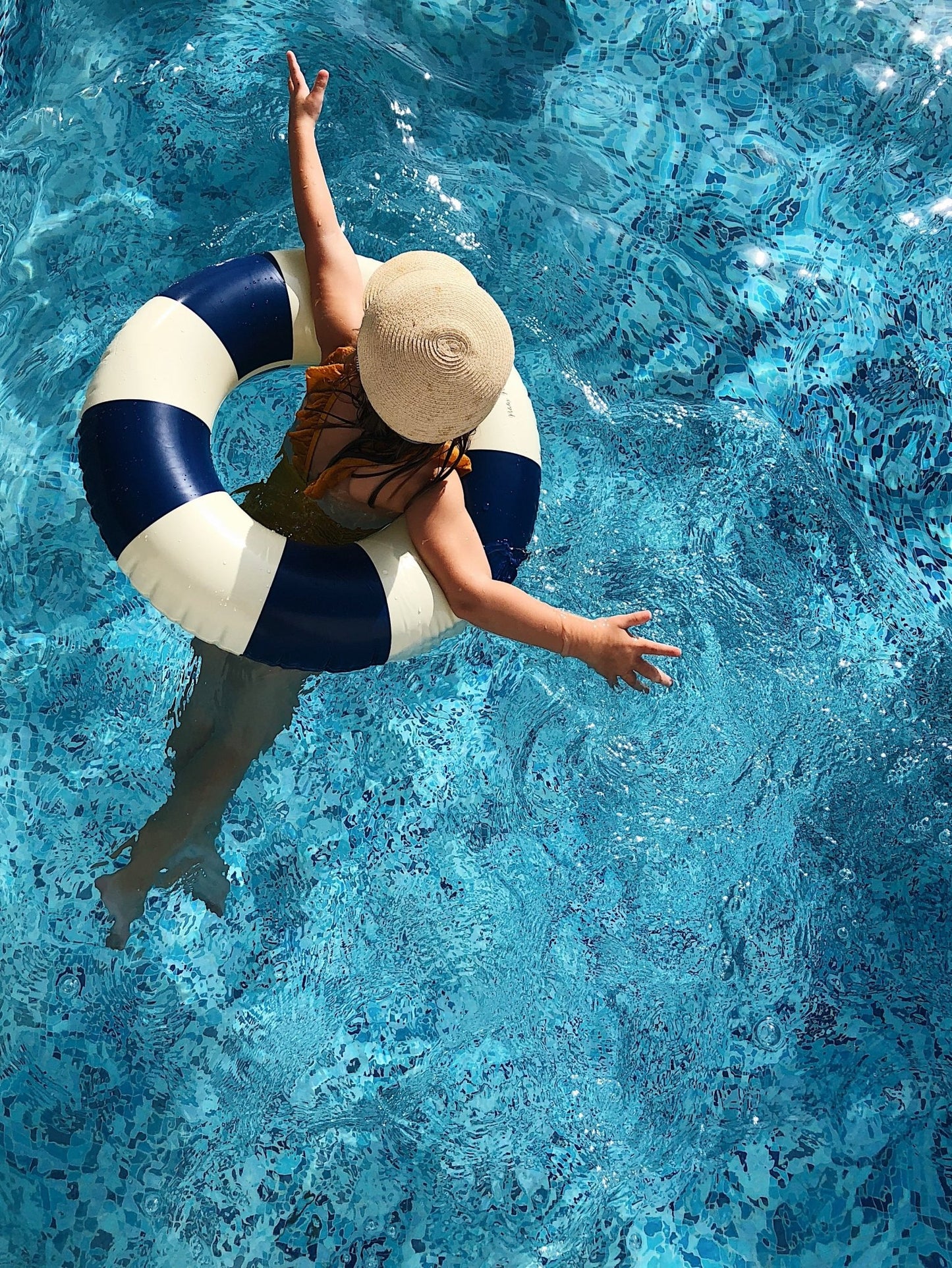 CLASSIC FLOATS, CANNES BLUE 60CMhannahundisaPetites Pommes