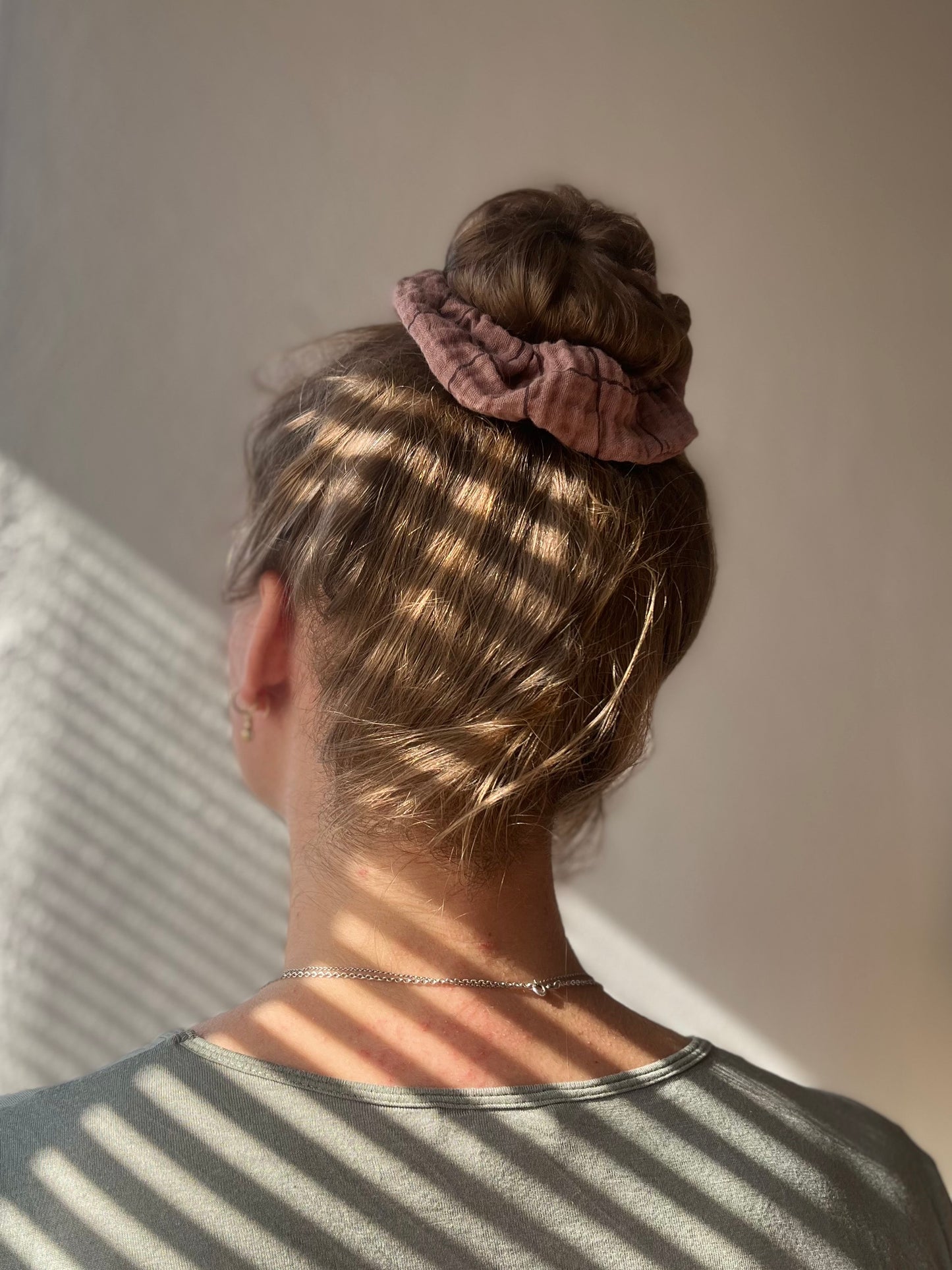 LITTLE THINGS OF NATURE - SCRUNCHIE, MAROON